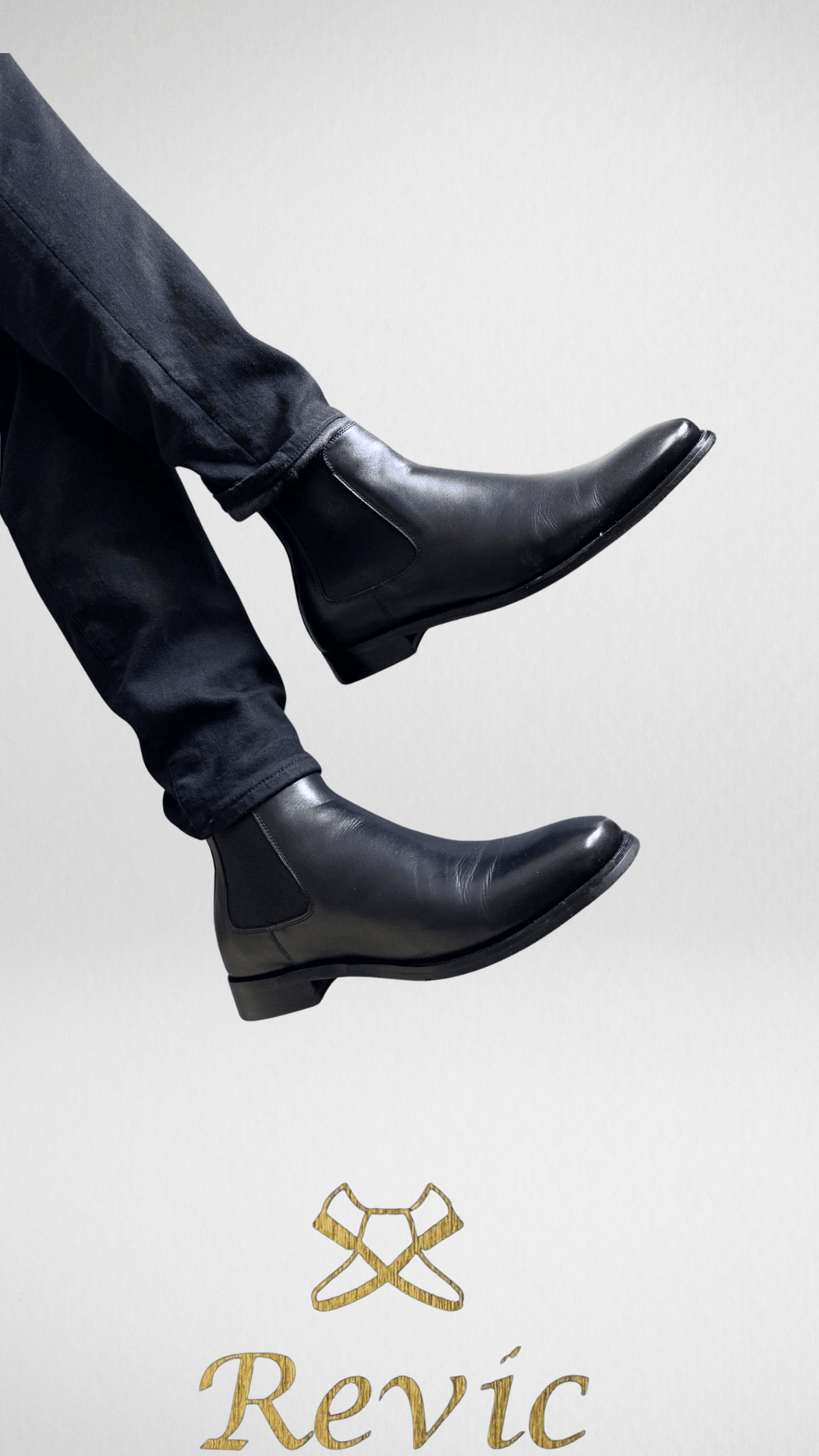 Revic-男士黑色真皮切爾西靴-經典側邊彈性帶皮靴展示